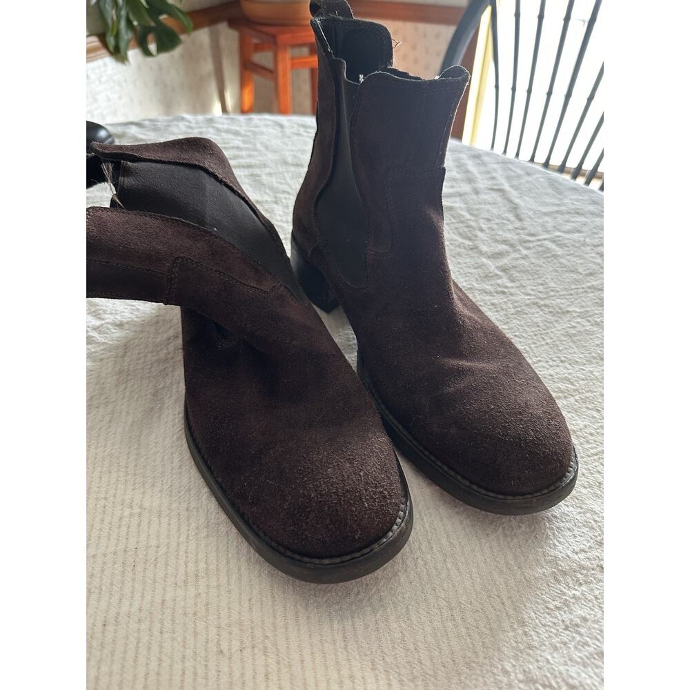 Kenneth Cole Suede Dark Brown Chelsea Boots Mens size 10‎